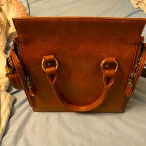 Great organizing purse